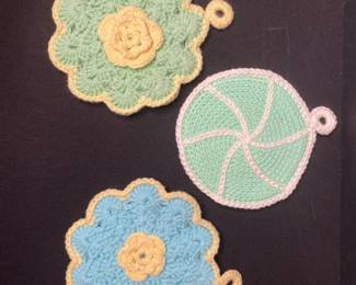 Vtg. Crochet pieces