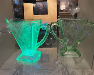 Vintage uranium sugar and creamer