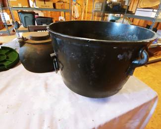 Cast Iron Kettle