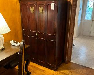 Computer armoire