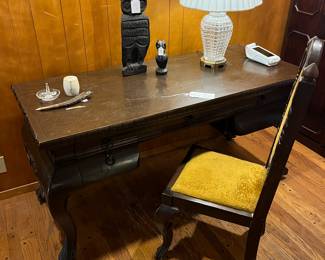 Spanish style desk