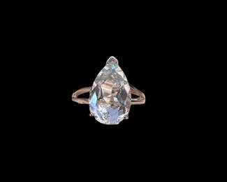 14K Gold Aquamarine Ring