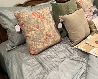 King Beautyrest adjustable bed