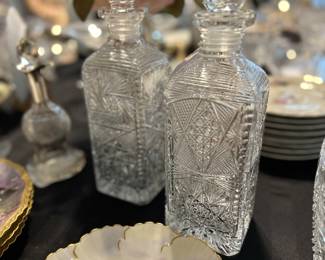 Crustal decanters