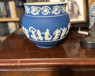 Beautifully detailed Wedgewood