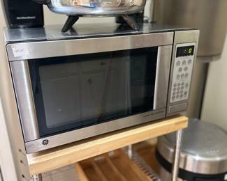 Microwave and small appliances