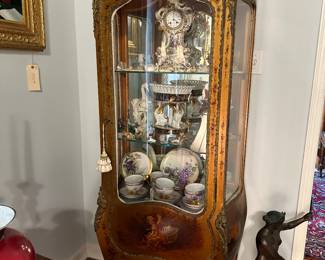 Vine Martian Italian curio cabinet