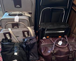 Sets of luggage