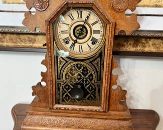 Antique Mantle Clock 