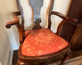 Set of 6 Georgina Carved Dining Chairs