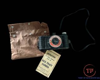 Vintage DICK TRACY Camera with Bag and Instructions