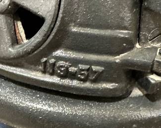 Antique SEARS ROEBUCK Cast Iron Pot Belly Wood Stove (119-57)