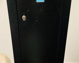 Homak gun safe