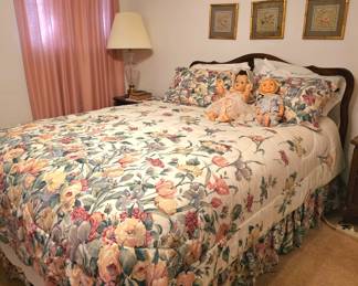 elegant and comfortable queen size bed