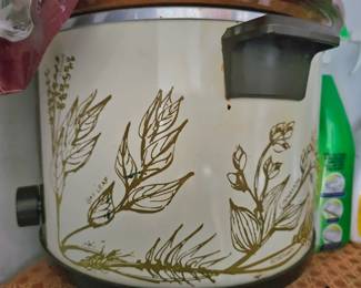 vintage large crock pot