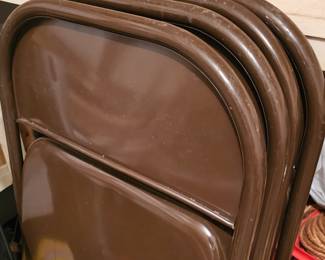 lots of folding chairs