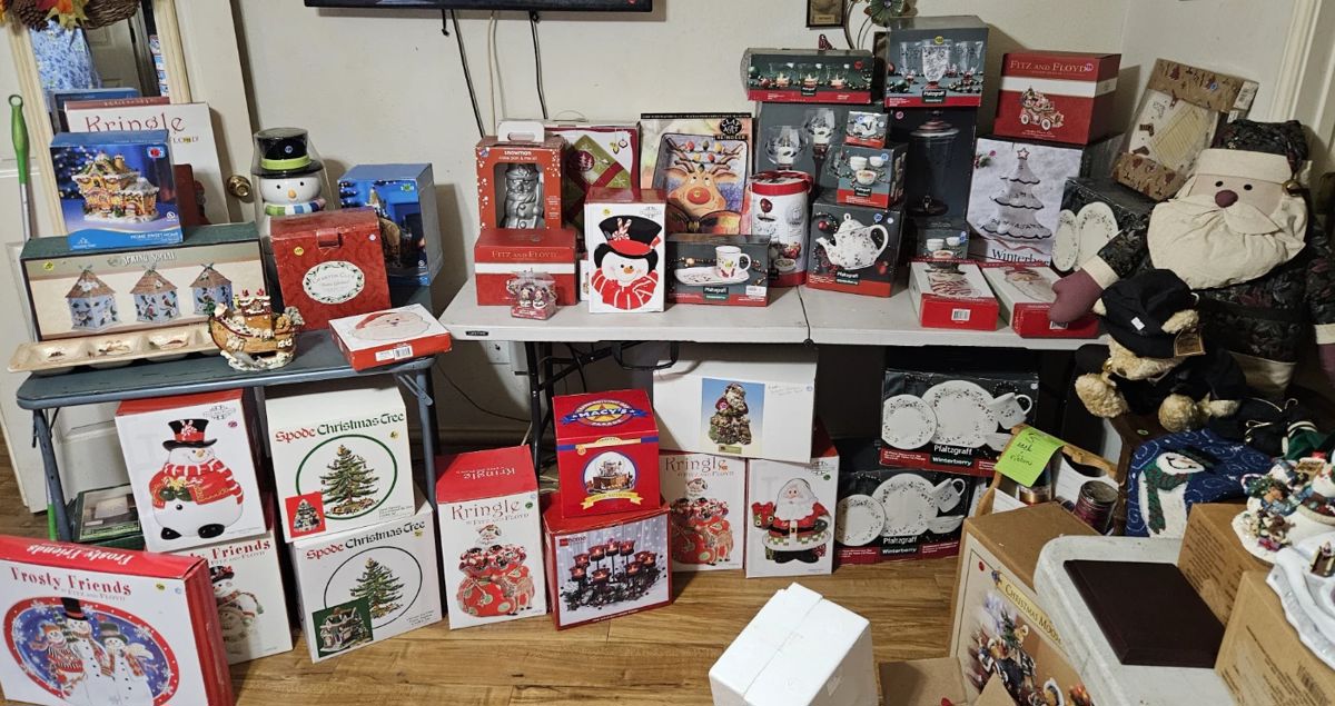 Lots of New in Box Christmas items
