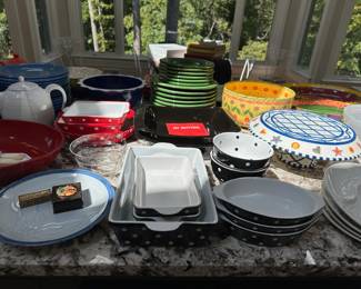 Kitchenwares, Dishes