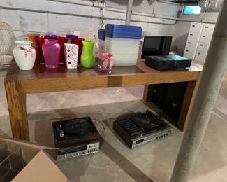 Vases, Electronics
