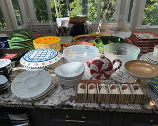 Kitchenwares, Dishes
