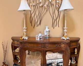CONSOLE & COFFEE TABLES