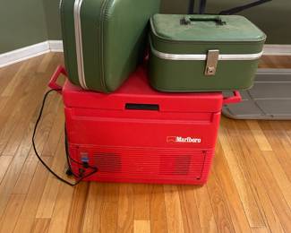 Marlboro Cooler new never used . Location house 
