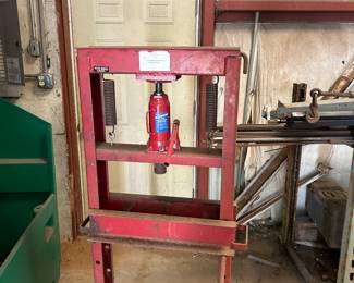 12 ton hydraulic press . Location shop 2