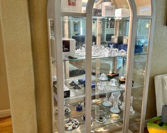 #3 - $350.00 - Curio cabinet with lights 40Wx82Tx14D