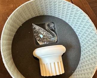 #119 - #120 - $36.00 - Swarovski swan 187407 (2 available)