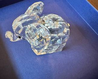#125 - $60.00 - Swarovski collection no box Elephant 2 1/2"