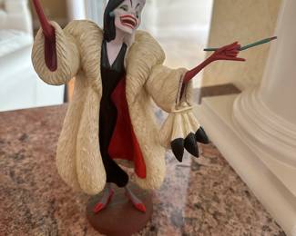 #61 - $100.00 - Walt Disney ceramic Cruella de Vil figurine in box
