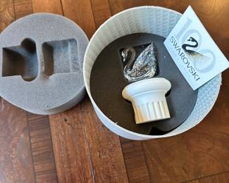 #119 - #120 - $36.00 - Swarovski swan 187407 (2 available)