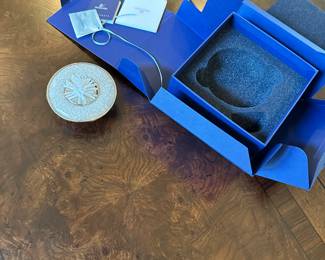 #106 - $70.00 - Swarovski Antonio The Magic of crystal 2003