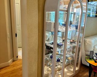 #3 - $350.00 - Curio cabinet with lights 40Wx82Tx14D