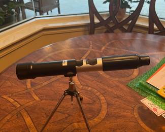 #167 - $75.00 - Carton telescope 15 40 x 40 zoom