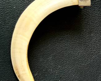 #123 -$60  Hogg tooth pendant sterling bail with 3 malachite cabochon - 4"T approx