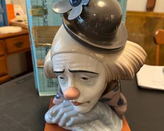 #14 - $90 -Lladro clown (with box) #5130