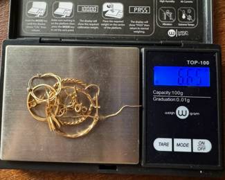 #112 - $165 - 14kt gold lot scrap 6.64gr 