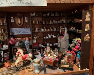 Dollhouse miniture