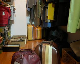 Nice vintage bowling bags with balls