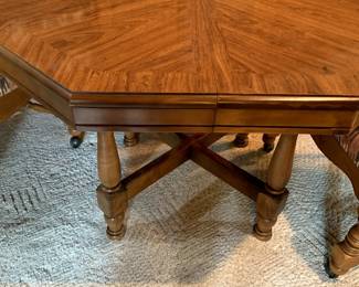 Game Table Details--BEAUTIFUL Condition