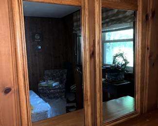 Mirror Details