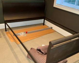 Queen, Sleigh Bed, Industrial Revolution 