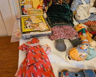 Dolls & Toys