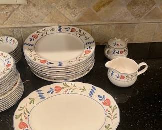 AVONDALE CHINA SET