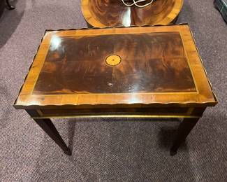 Heckman Furniture Co. Copley Place Side Table 