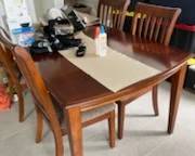 Dining set seats 6