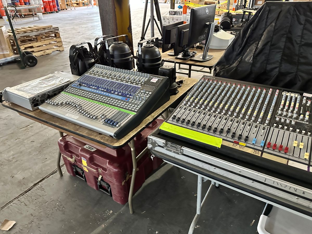 Analog & Digital Mixers