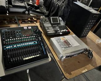 Audio gear amp, mixers & Duplicator