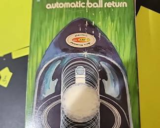 Electric putting cup